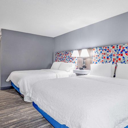 Hampton Inn Sanford Exterior photo